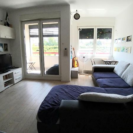 Theos Atelier Self Check In Apartment W Free Private Parking Zagreb Luaran gambar